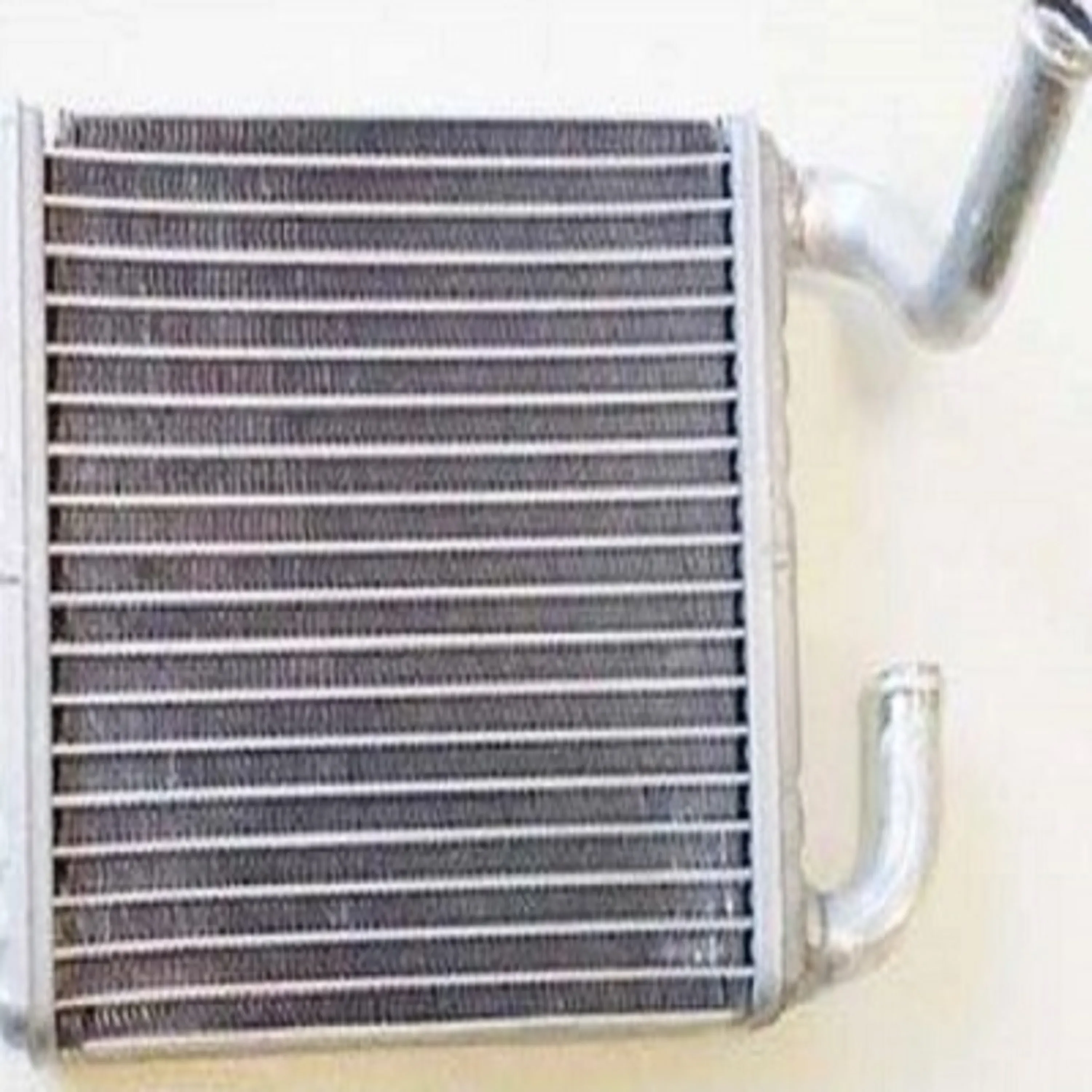 رادیاتور بخاری آلومینیومی مزدا وانت 1600 رادیاتور بخاری آلومینیومی مزدا وانت 1600